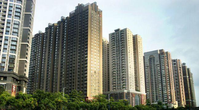 衡陽(yáng)市(shi)潤澤上邸傢(jia)用(yong)中(zhong)央空調工(gong)程(cheng)