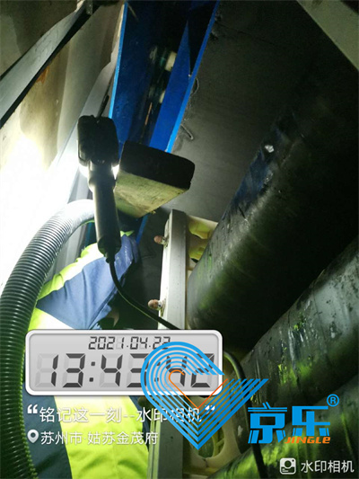 水冷中(zhong)央空調清(qing)洗