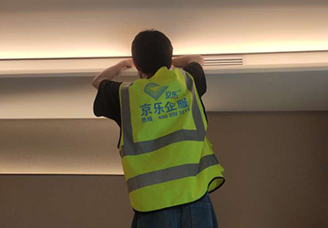室內(nei)機(jī)過(guo)濾網風口清(qing)洗